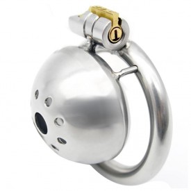 Turtel mini chastity device for men with small penis´s. Select between 3 diffrent sizes of backrings. World wide delviery.