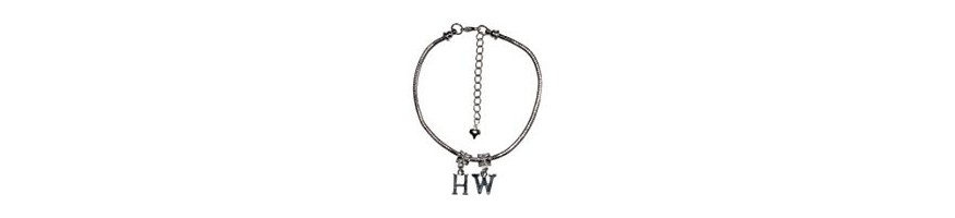 Anklets for hotwives and slutwives